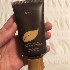 Tarte Amazonian Clay Foundation